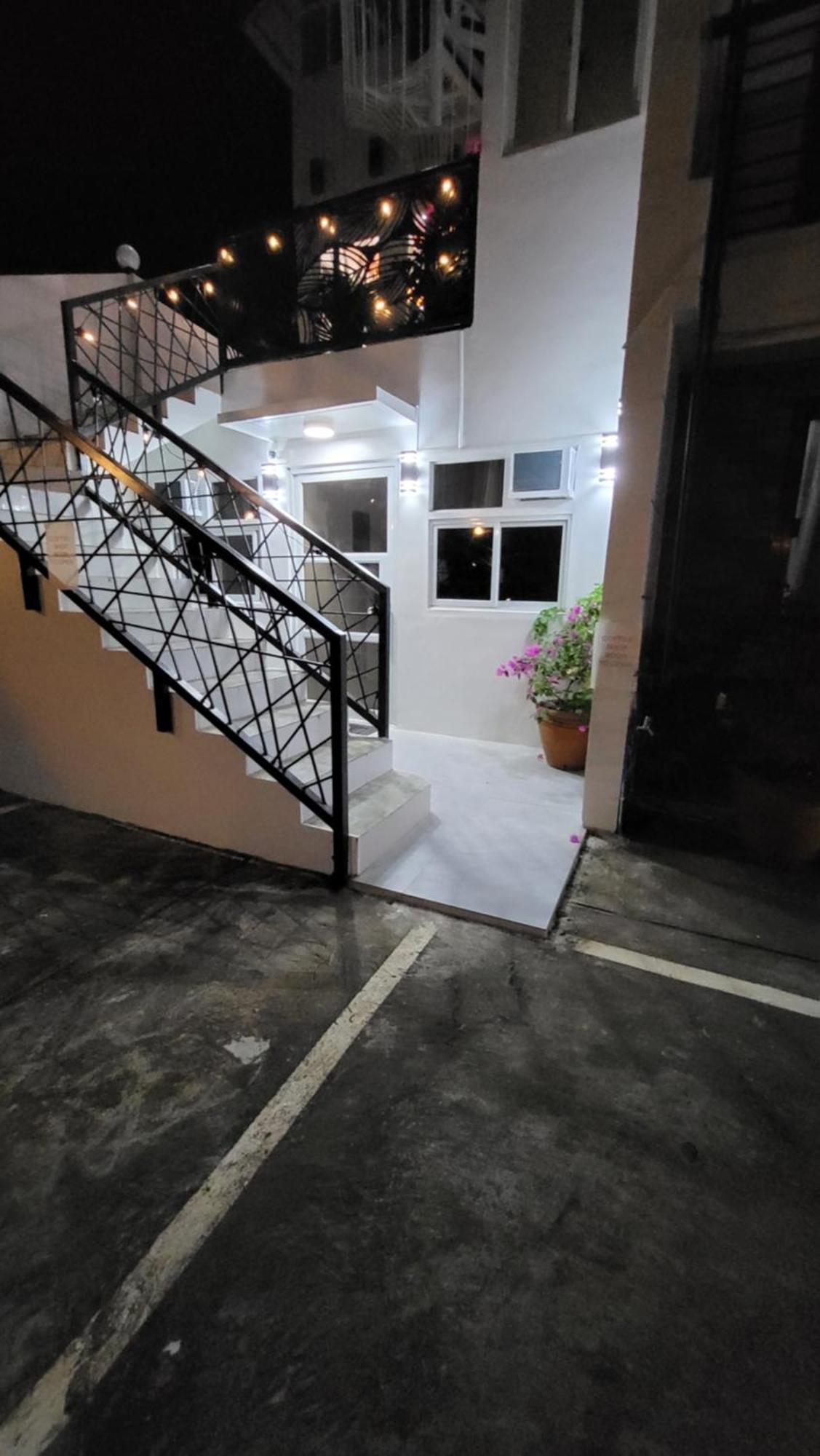 Rangya Hotel Tagaytay City Exterior photo